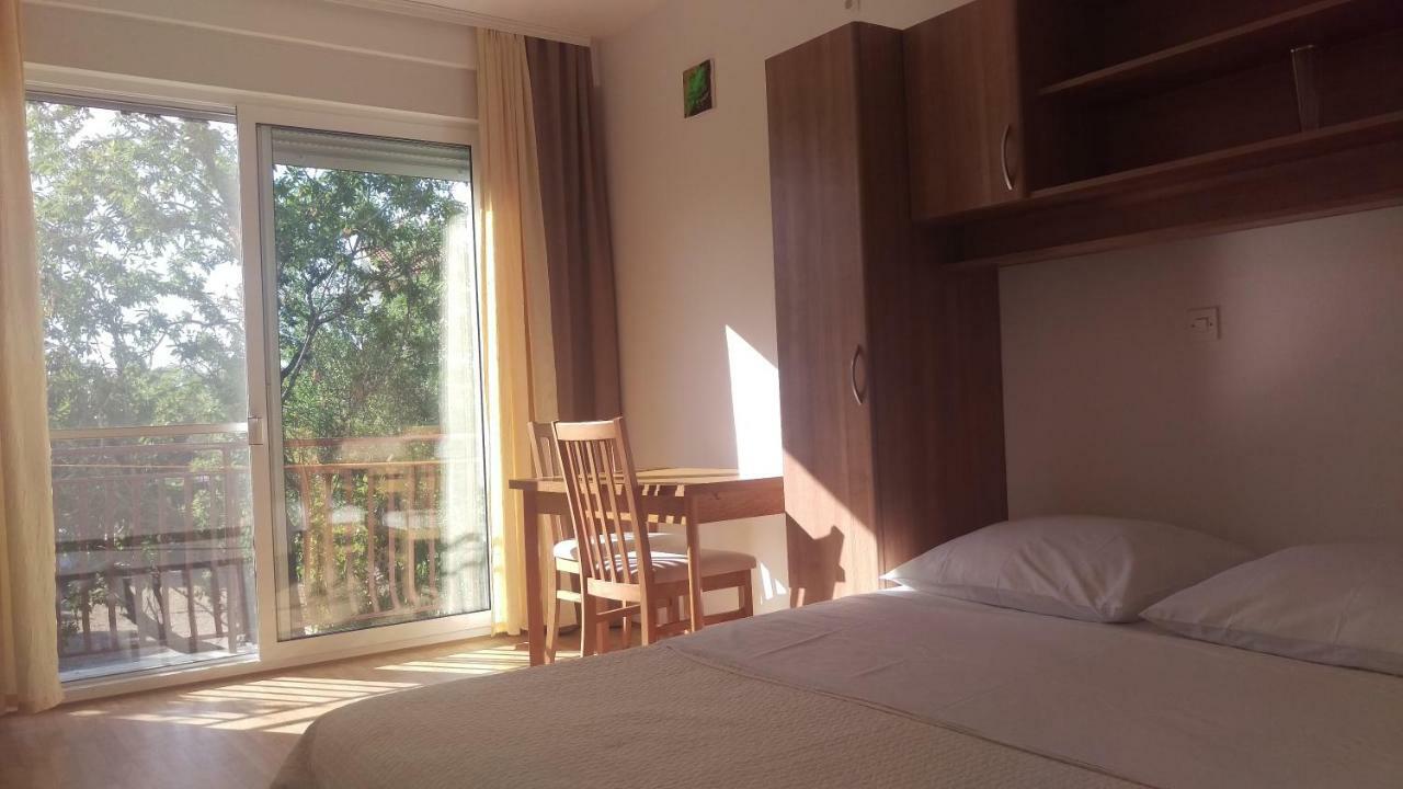 Crancina Apartment Свети свети Филип и Яков Екстериор снимка